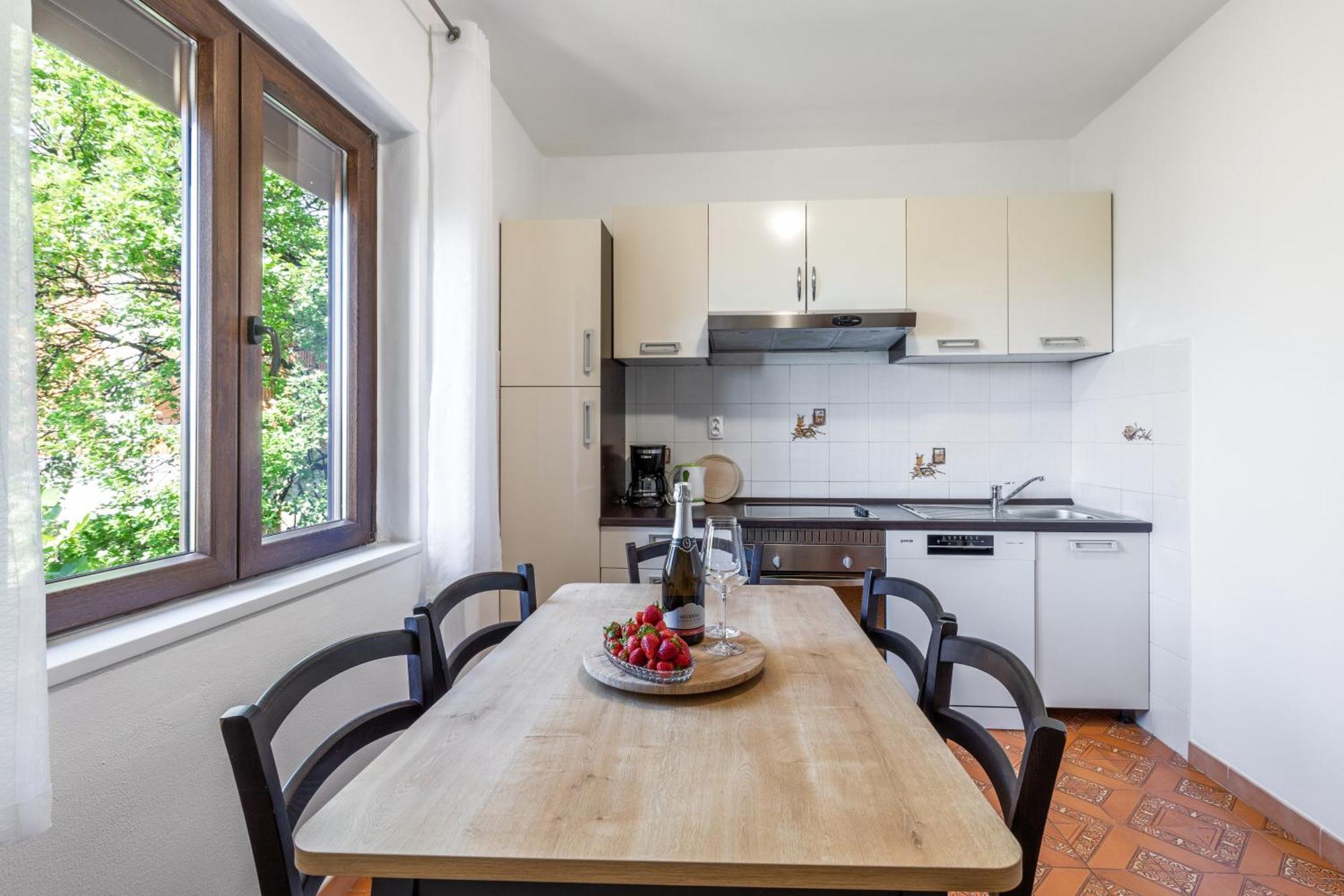 Apartman Marco Polo Selce Eksteriør billede